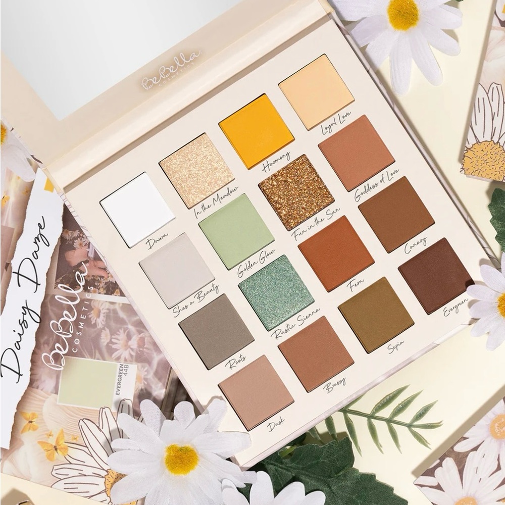 Be Bella Cosmetics 
Daisy Daze Eyeshadow Palette